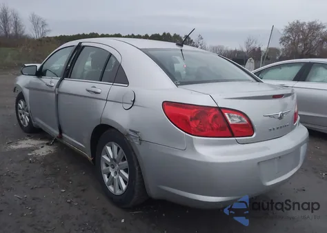 2010 Chrysler Sebring Touring из США, поврежденный, VIN 1C3CC4FB2AN207616